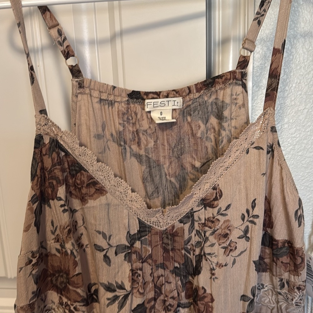 NWT Torrid Lace-Trim Tiered Dress - Picture 2 of 5